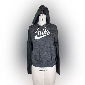 B2 gray Nike hoodie in size small excellent condition